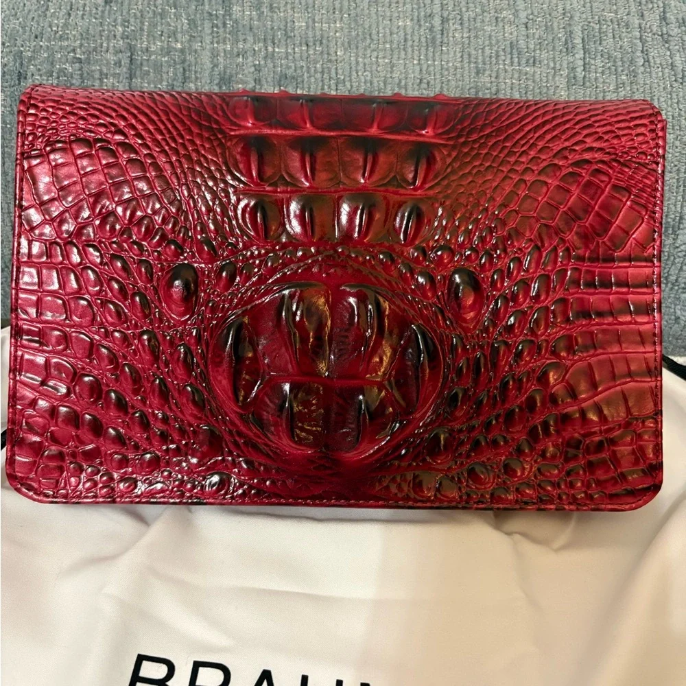Brahmin Wendy in Merlot Ombre Melbourne Croc-Embossed Crossbody Bag NWT & dusty - Picture 4 of 8